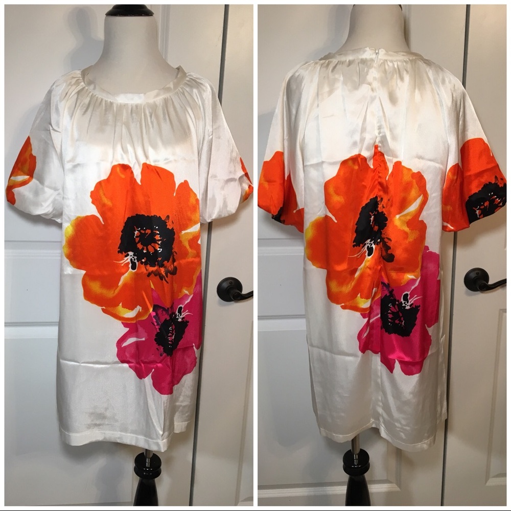 Boutique white floral dress size small